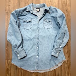Wrangler Western Denim Snap Shirt Long Tail 2XT Tall Button Up Light Wash